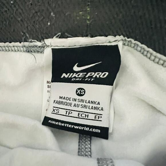Nike Pro Dri Fit Leggings Micro Print Black White Athletic Sport - XS - Picture 3 of 4
